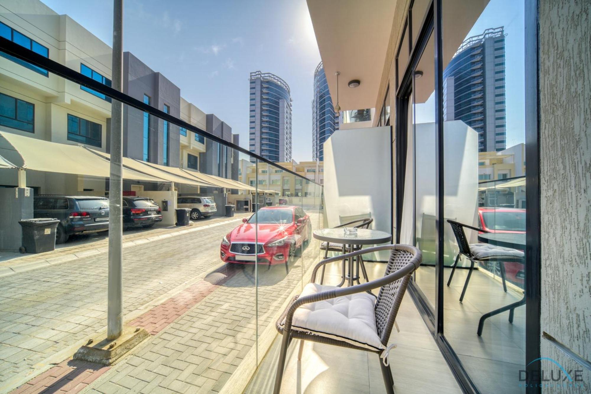 Relaxing Studio At Pantheon Elysee Ii Jvc By Deluxe * Dubai