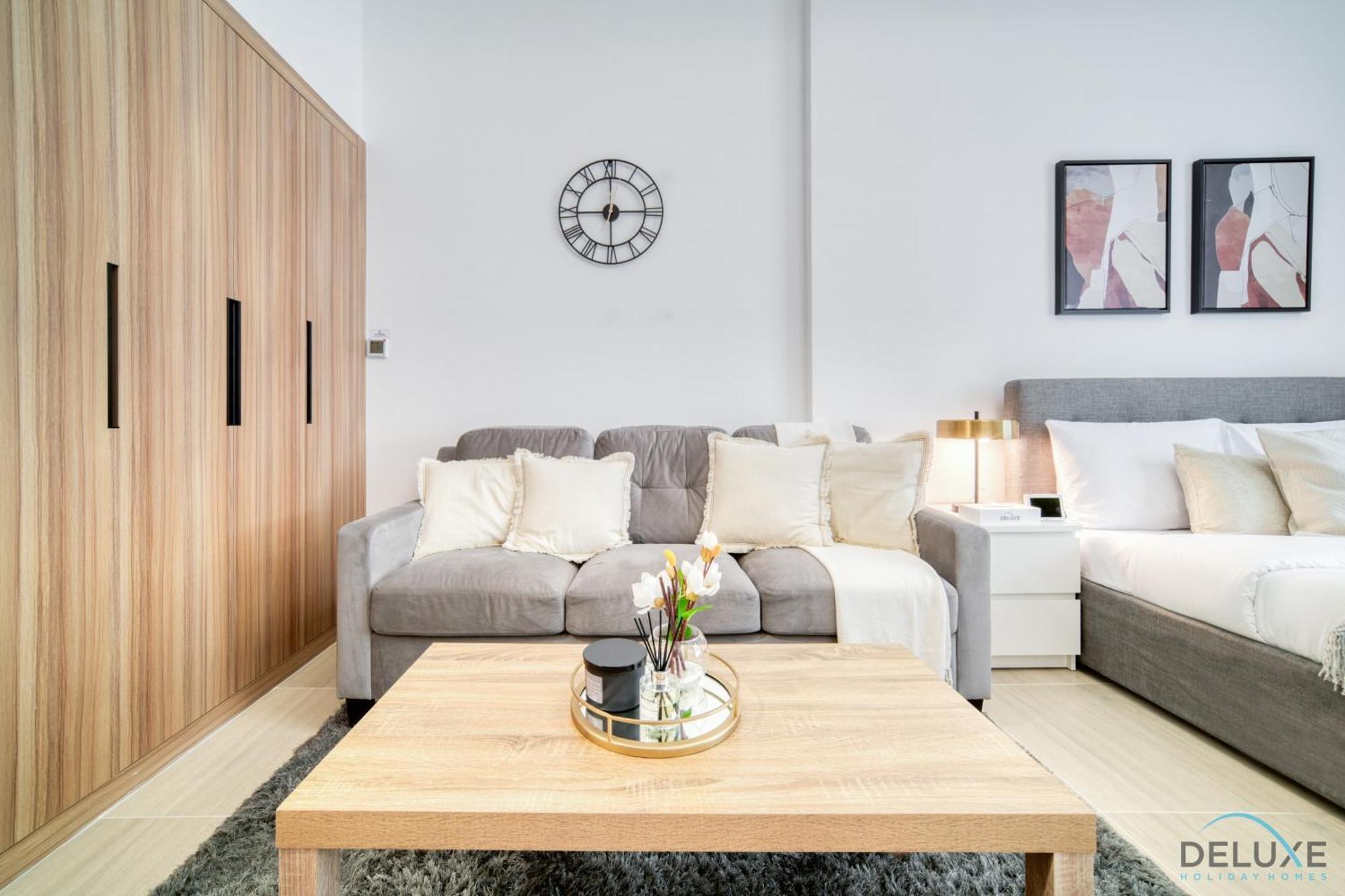 Relaxing Studio At Pantheon Elysee Ii Jvc By Deluxe Apartment Dubai