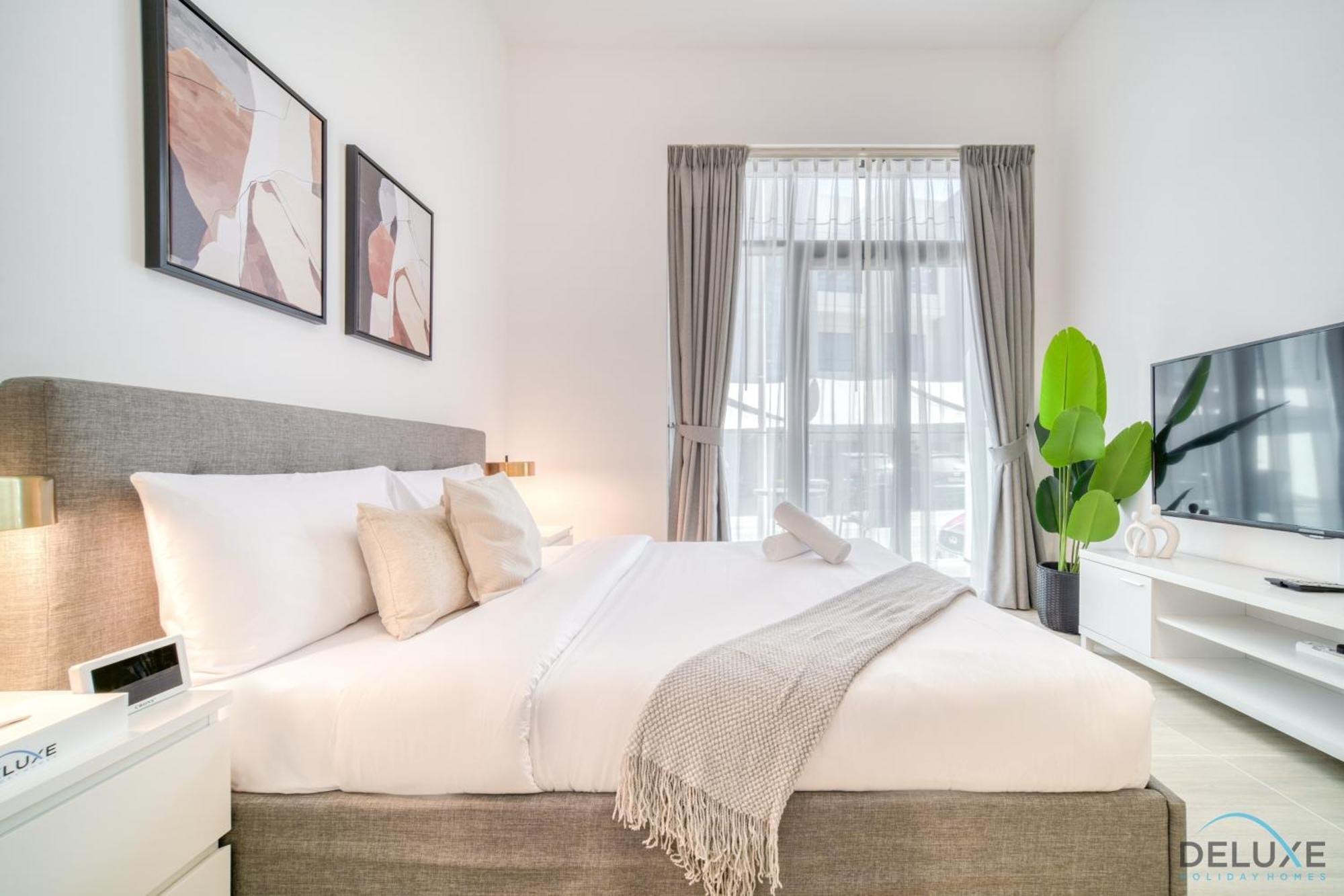 Relaxing Studio At Pantheon Elysee Ii Jvc By Deluxe Apartment *